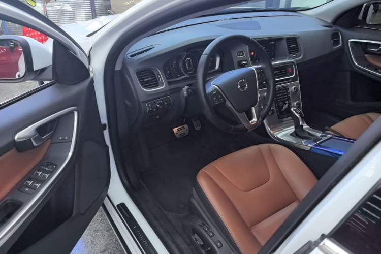 Used Volvo S60 2019 S60L Facelift T5 Intelligent Advanced Edition Driver Seat