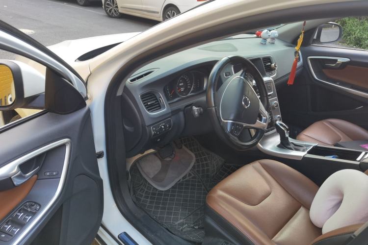 Used Volvo S60 2019 S60L Facelift T5 Intelligent Advanced Edition Driver Seat