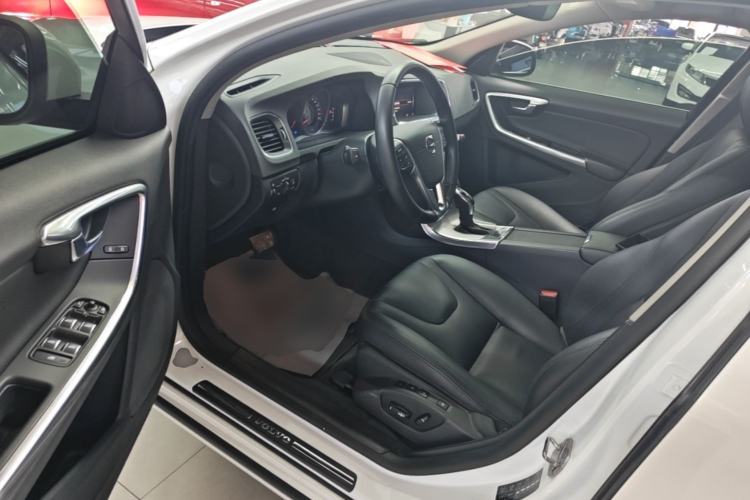 Used Volvo S60 2019 S60L Facelift T5 Intelligent Advanced Edition Driver Seat