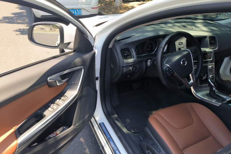 Used Volvo S60 2019 S60L Facelift T5 Intelligent Advanced Edition Driver Seat