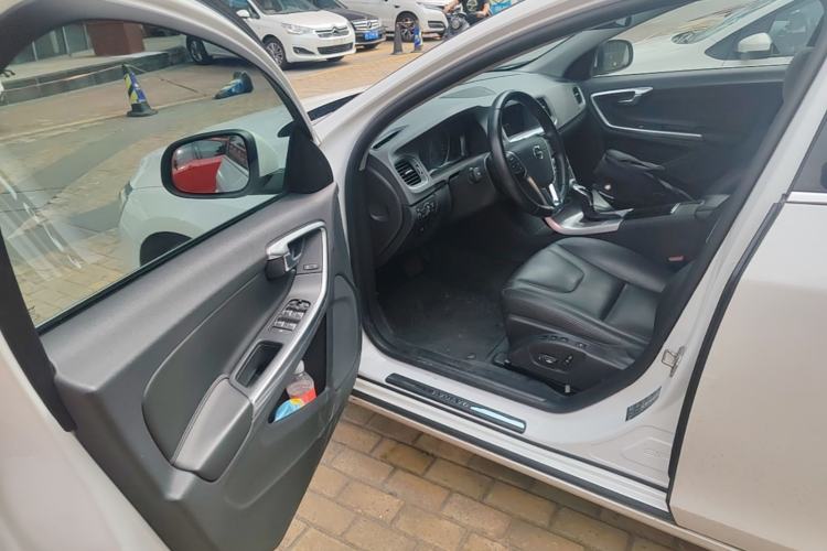 Used Volvo S60 2019 S60L Facelift T5 Intelligent Advanced Edition Driver Seat
