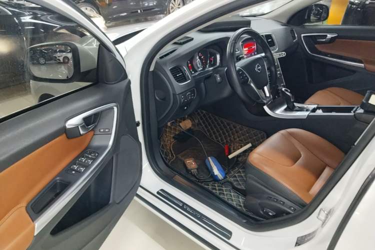 Used Volvo S60 2019 S60L T5 Smart Range Edition Driver Seat