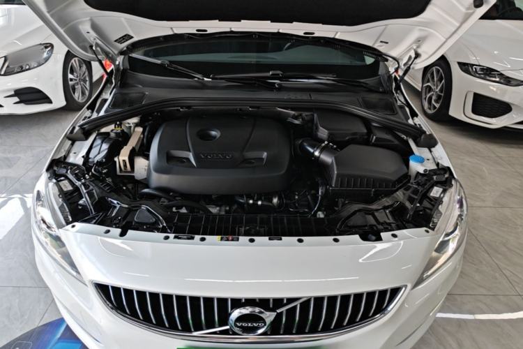 Used Volvo S60 2019 S60L T3 Intelligent Upgrade Edition Engine Bay