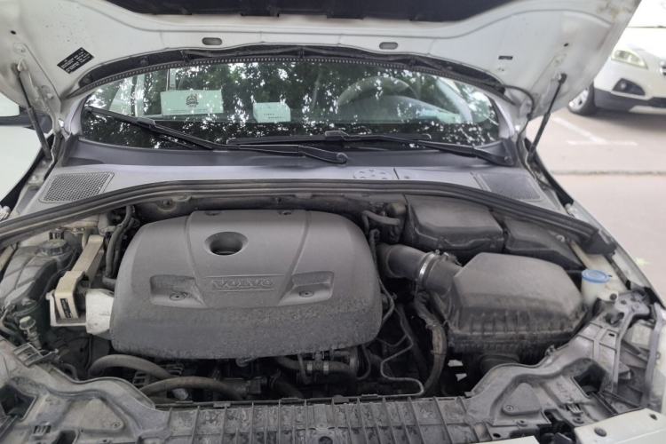 Used Volvo S60 2019 S60L T3 Intelligent Upgrade Edition Engine Bay
