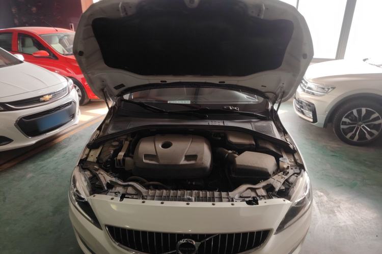 Used Volvo S60 2019 S60L Facelift T5 Intelligent Advanced Edition Engine Bay