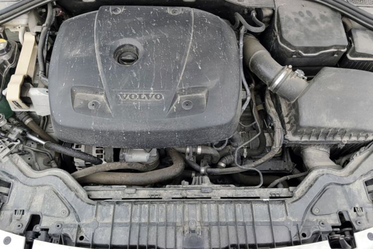 Used Volvo S60 2019 S60L T3 Intelligent Upgrade Edition Engine Bay