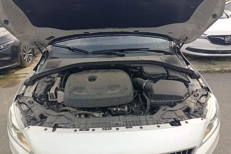 Used Volvo S60 2019 S60L T3 Intelligent Upgrade Edition Engine Bay