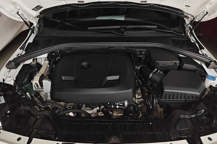 Used Volvo S60 2019 S60L T3 Intelligent Upgrade Edition Engine Bay