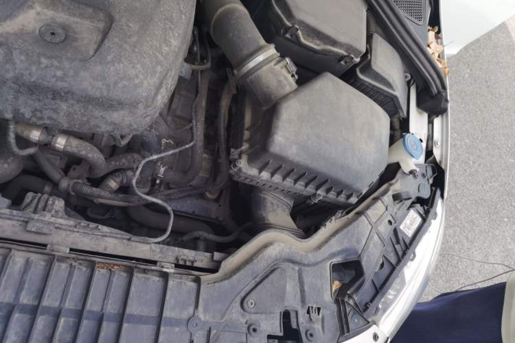 Used Volvo S60 2019 S60L T5 Smart Range Edition Engine Bay Left