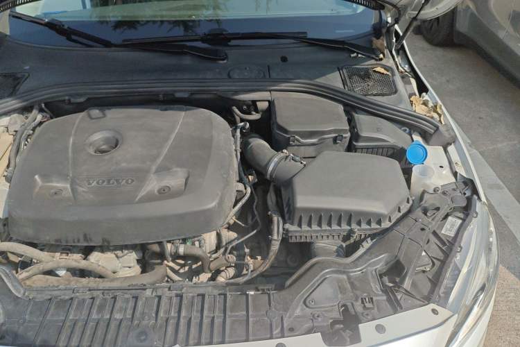 Used Volvo S60 2019 S60L T3 Intelligent Upgrade Edition Engine Bay Left