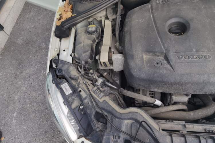 Used Volvo S60 2019 S60L T5 Smart Range Edition Engine Bay Right