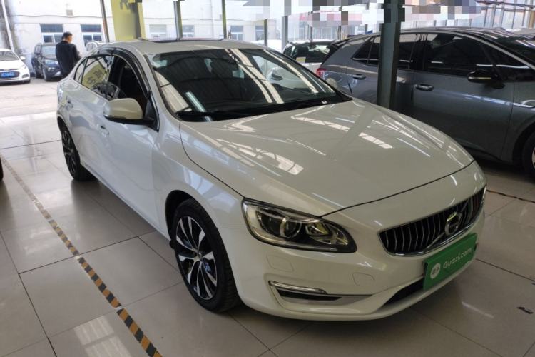 Used Volvo S60 2019 S60L Facelift T5 Intelligent Advanced Edition Exterior 1