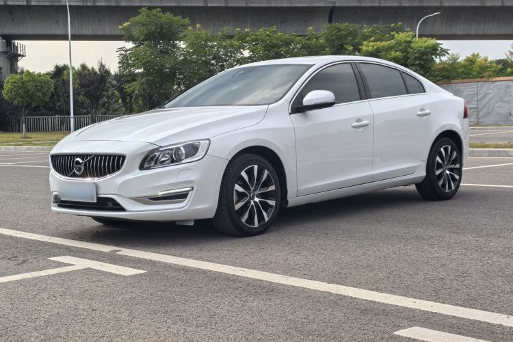 Used Volvo S60 2019 S60L Facelift T5 Intelligent Advanced Edition Exterior 1