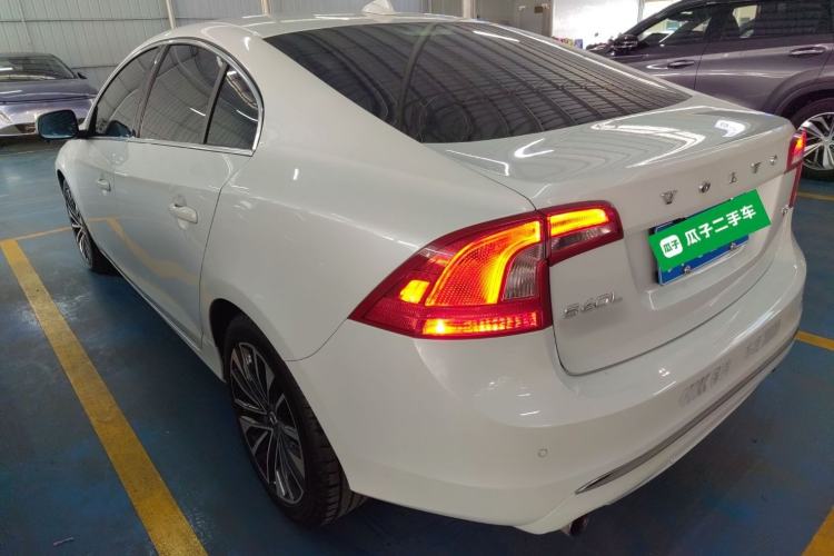 Used Volvo S60 2019 S60L T5 Smart Range Edition Exterior 2