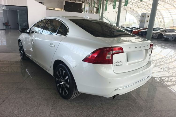 Used Volvo S60 2019 S60L Facelift T5 Intelligent Advanced Edition Exterior 2