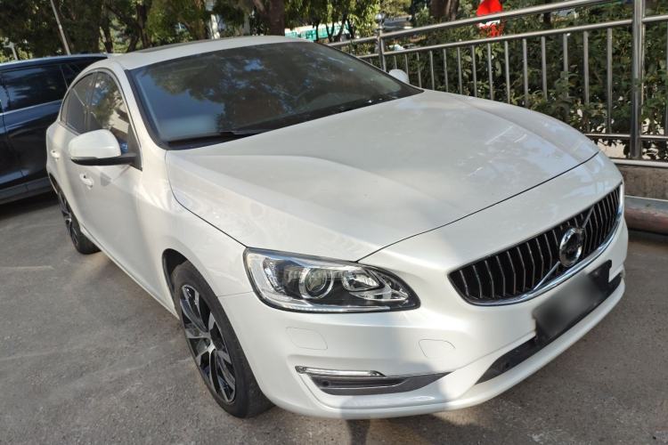 Used Volvo S60 2019 S60L Facelift T5 Intelligent Advanced Edition Exterior 2