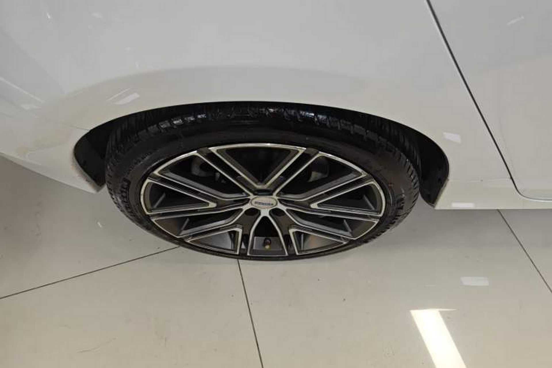 Used Volvo S60 2019 S60L Facelift T5 Intelligent Advanced Edition Exterior 2