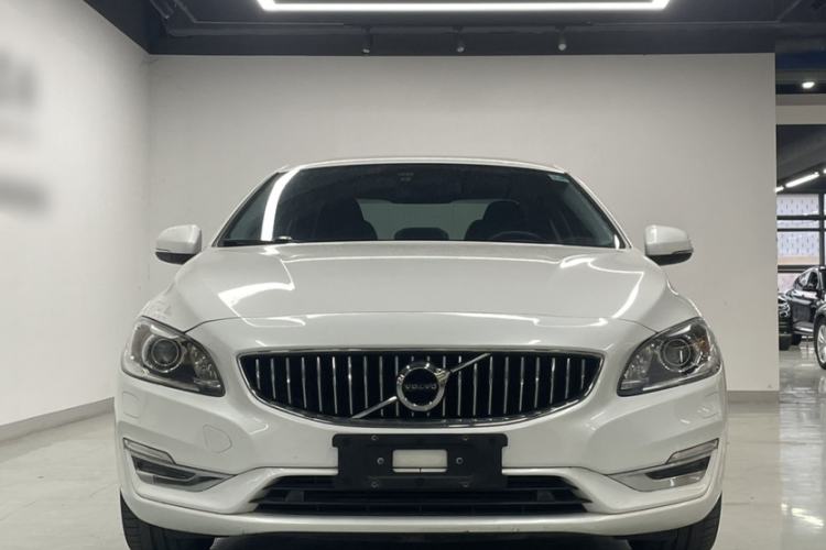 Used Volvo S60 2019 S60L Facelift T5 Intelligent Advanced Edition Exterior 3