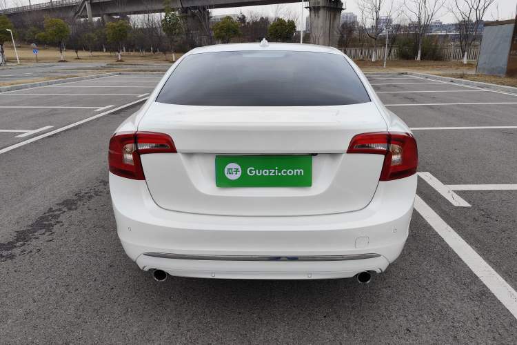 Used Volvo S60 2019 S60L Facelift T5 Intelligent Advanced Edition Exterior 4