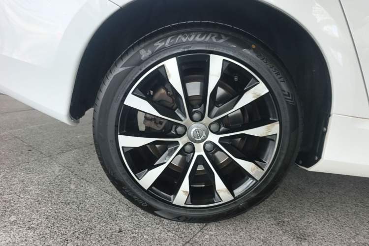 Used Volvo S60 2019 S60L Facelift T5 Intelligent Advanced Edition Exterior 5