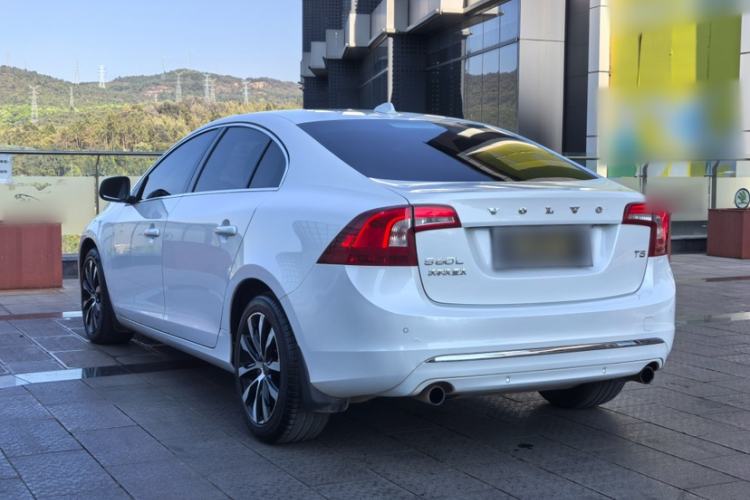 Used Volvo S60 2019 S60L Facelift T5 Intelligent Advanced Edition Exterior 5