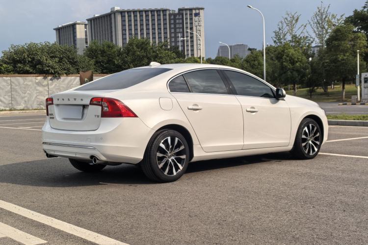 Used Volvo S60 2019 S60L Facelift T5 Intelligent Advanced Edition Exterior 5