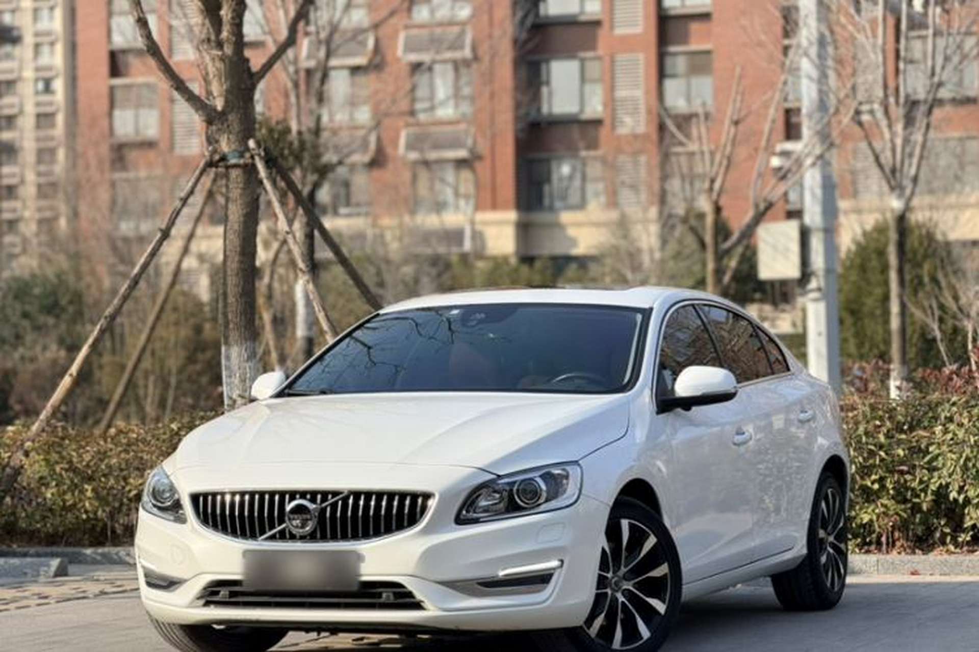 Used Volvo S60 2019 S60L Facelift T5 Intelligent Advanced Edition Front Left 45 Deg