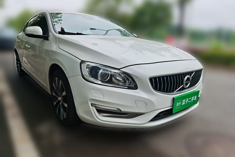 Used Volvo S60 2019 S60L Facelift T5 Intelligent Advanced Edition Front Right 45 Deg