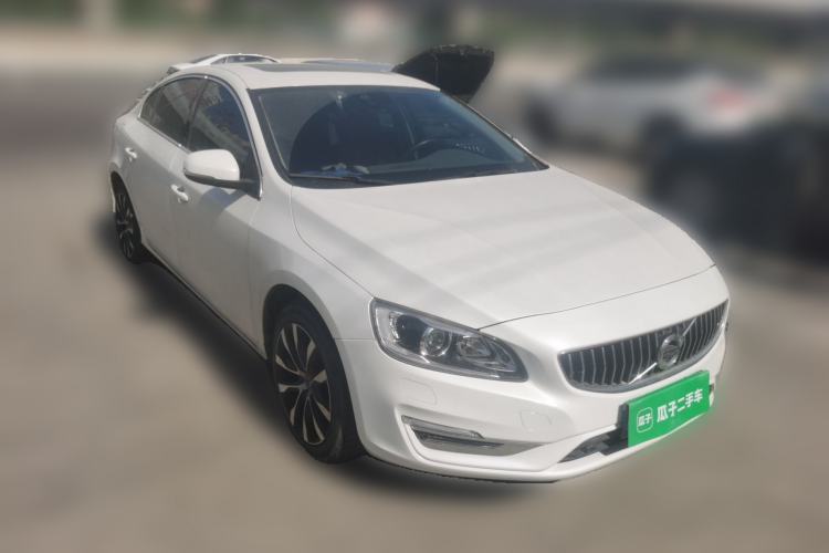 Used Volvo S60 2019 S60L Facelift T5 Intelligent Advanced Edition Front Right 45 Deg