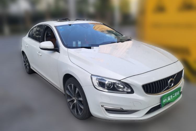 Used Volvo S60 2019 S60L Facelift T5 Intelligent Advanced Edition Front Right 45 Deg