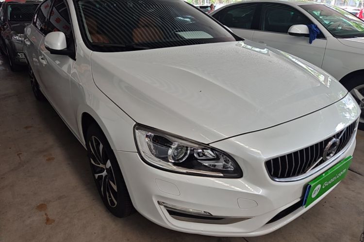 Used Volvo S60 2019 S60L Facelift T5 Intelligent Advanced Edition Front Right 45 Deg