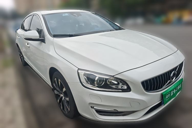 Used Volvo S60 2019 S60L Facelift T5 Intelligent Advanced Edition Front Right 45 Deg
