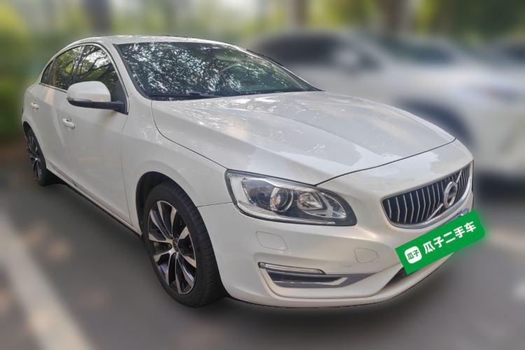 Used Volvo S60 2019 S60L Facelift T5 Intelligent Advanced Edition Front Right 45 Deg
