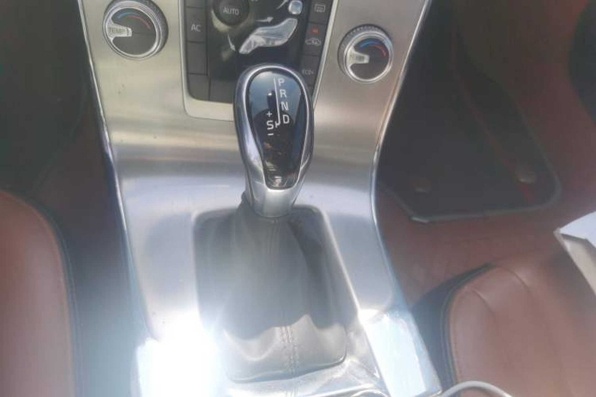 Used Volvo S60 2019 S60L Facelift T5 Intelligent Advanced Edition Gear Lever