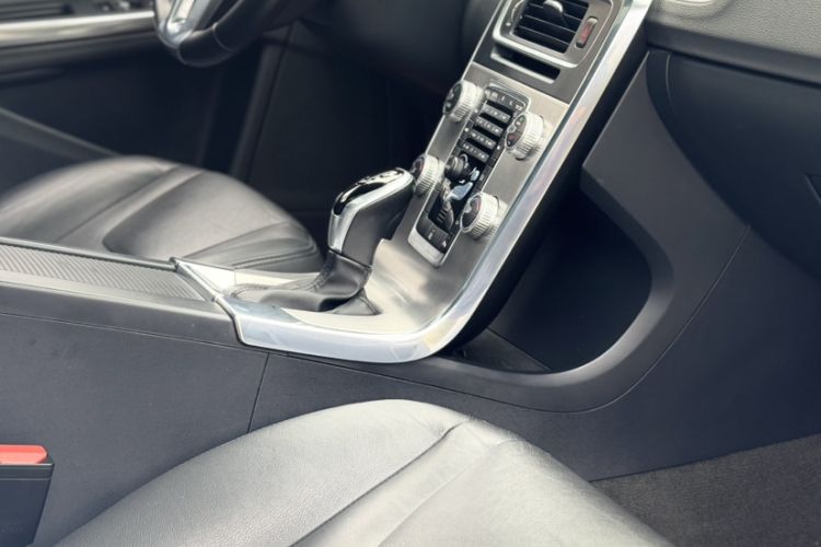 Used Volvo S60 2019 S60L Facelift T5 Intelligent Advanced Edition Gear Lever