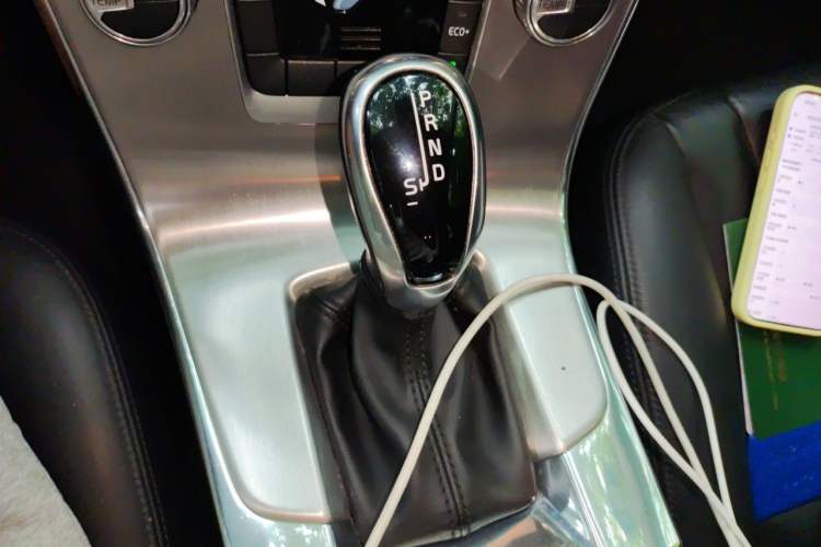 Used Volvo S60 2019 S60L Facelift T5 Intelligent Advanced Edition Gear Lever
