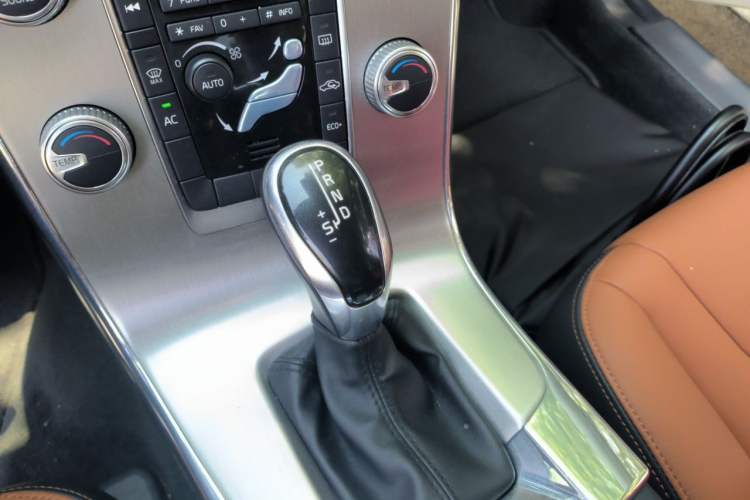 Used Volvo S60 2019 S60L Facelift T5 Intelligent Advanced Edition Gear Lever