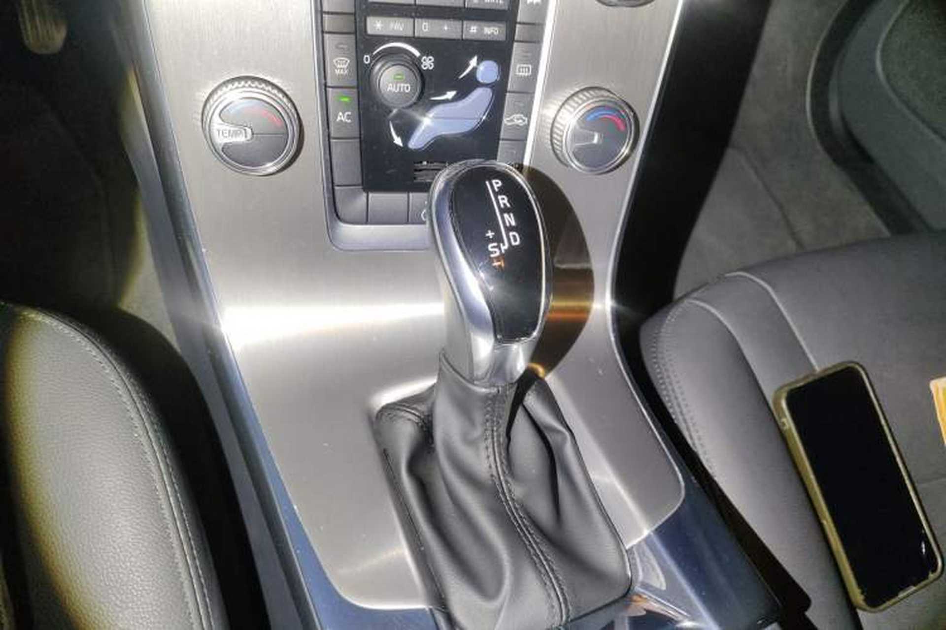 Used Volvo S60 2019 S60L Facelift T5 Intelligent Advanced Edition Gear Lever