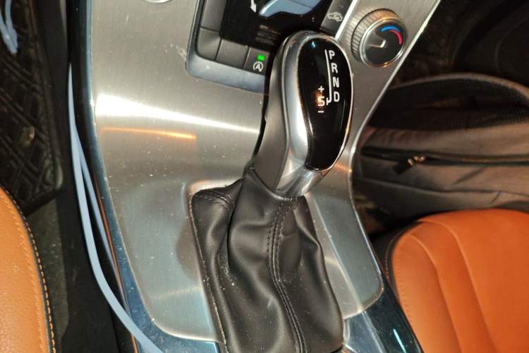 Used Volvo S60 2019 S60L Facelift T5 Intelligent Advanced Edition Gear Lever