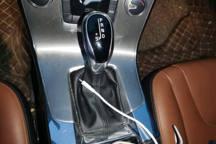 Used Volvo S60 2019 S60L Facelift T5 Intelligent Advanced Edition Gear Lever
