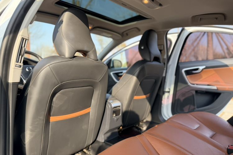 Used Volvo S60 2019 S60L Facelift T5 Intelligent Advanced Edition Interior 1