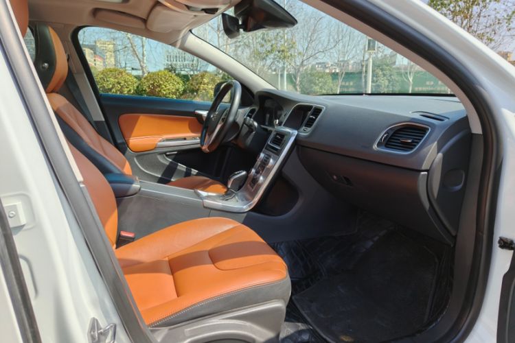 Used Volvo S60 2019 S60L T3 Intelligent Upgrade Edition Interior 2