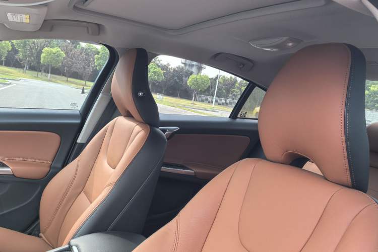 Used Volvo S60 2019 S60L Facelift T5 Intelligent Advanced Edition Interior 2