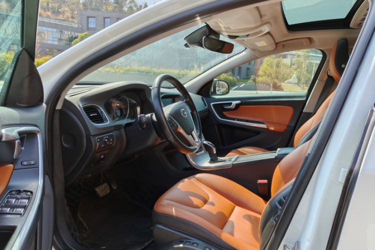 Used Volvo S60 2019 S60L T3 Intelligent Upgrade Edition Interior 3