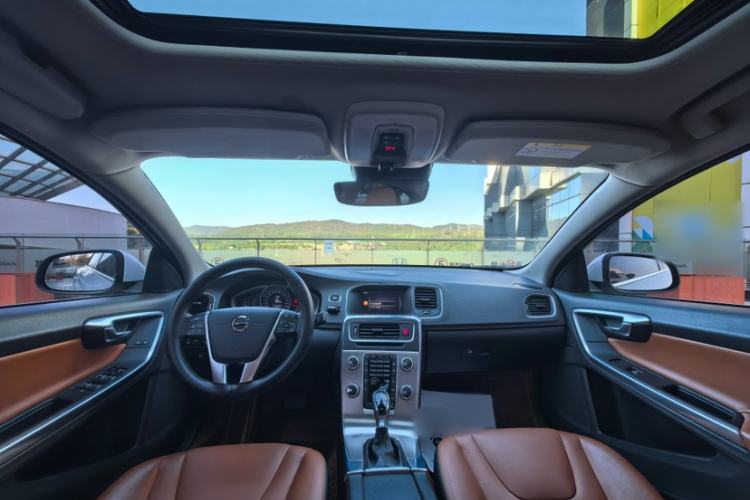 Used Volvo S60 2019 S60L Facelift T5 Intelligent Advanced Edition Interior 4