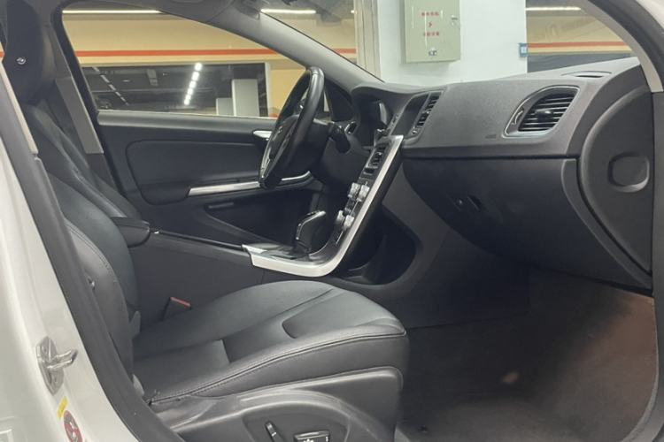 Used Volvo S60 2019 S60L Facelift T5 Intelligent Advanced Edition Interior 6