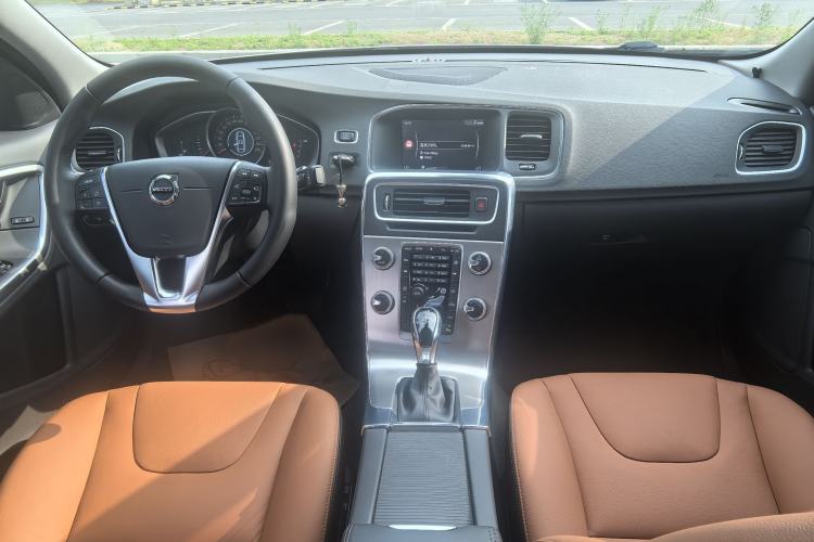 Used Volvo S60 2019 S60L Facelift T5 Intelligent Advanced Edition Interior 7