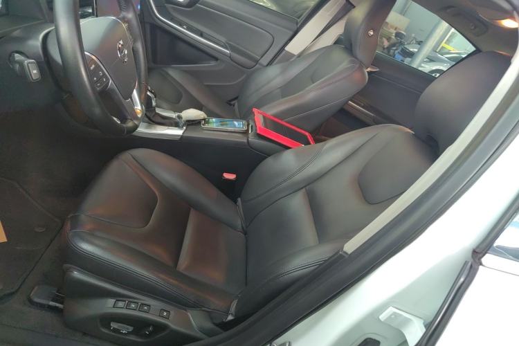 Used Volvo S60 2019 S60L T5 Smart Range Edition Left Front Seat