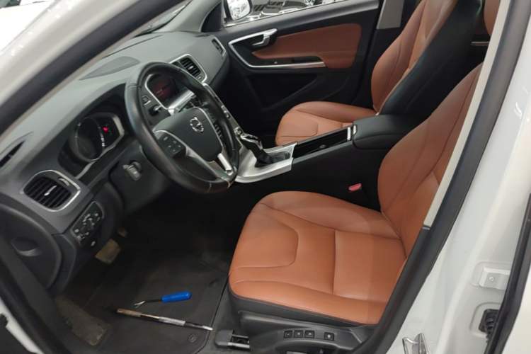 Used Volvo S60 2019 S60L T5 Smart Range Edition Left Front Seat