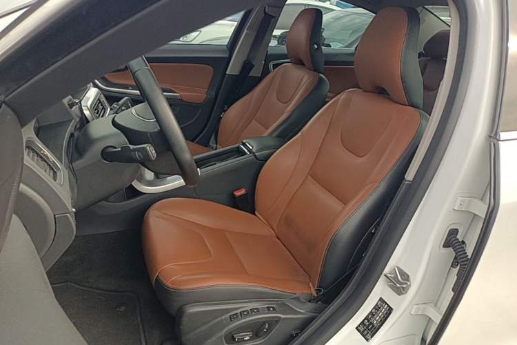 Used Volvo S60 2019 S60L T3 Intelligent Upgrade Edition Left Front Seat